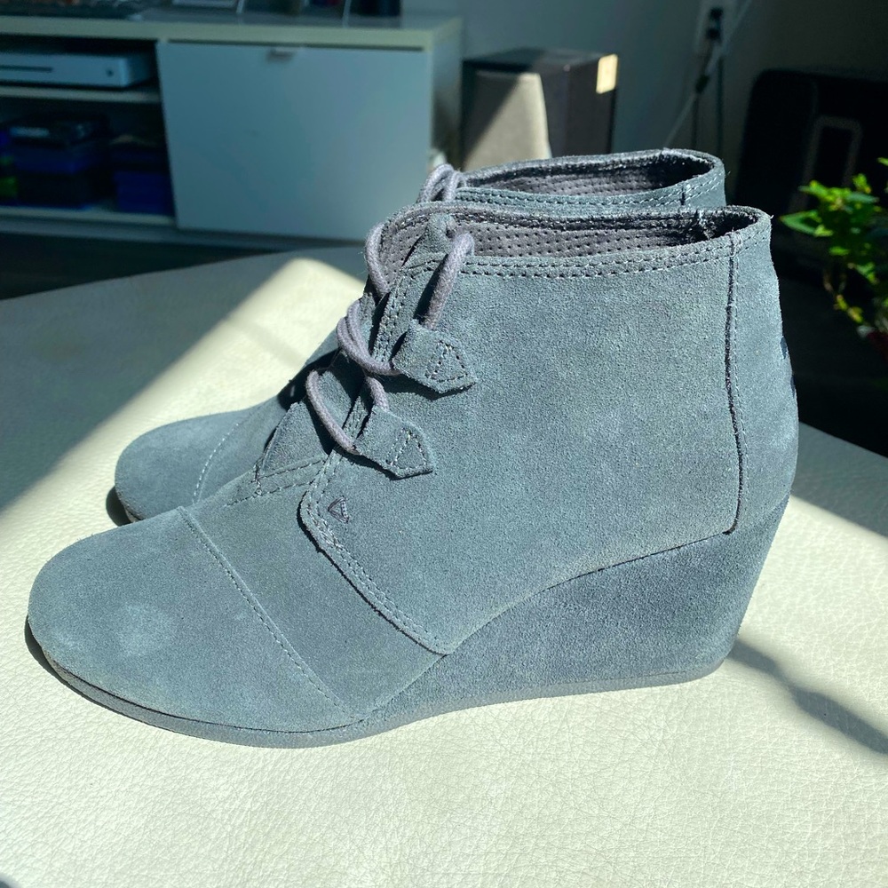 TOMS Forged Iron Grey Suede Women Kala Bootie 8.5 new - Picture 6 of 10